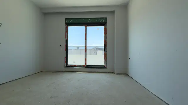 Güzelyurt’ta Müstakil Bahçe Kullanımlı ve Yerden Isıtmalı 2+1 Rezidans Dairesi — görsel 4