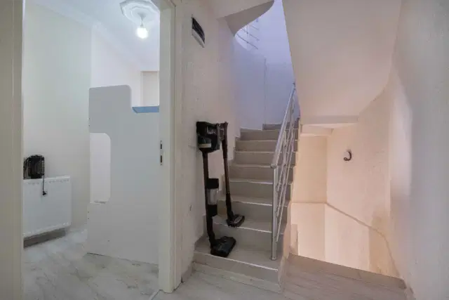 Kemerağzı Begonvil Sitesinde Tripleks Müstakil Ev — görsel 24