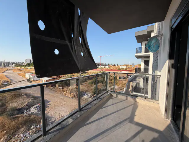 ALTINTAŞ’TA 2+1 ARA KAT | KULLANIŞLI 2 BALKONLU DAİRE — görsel 7