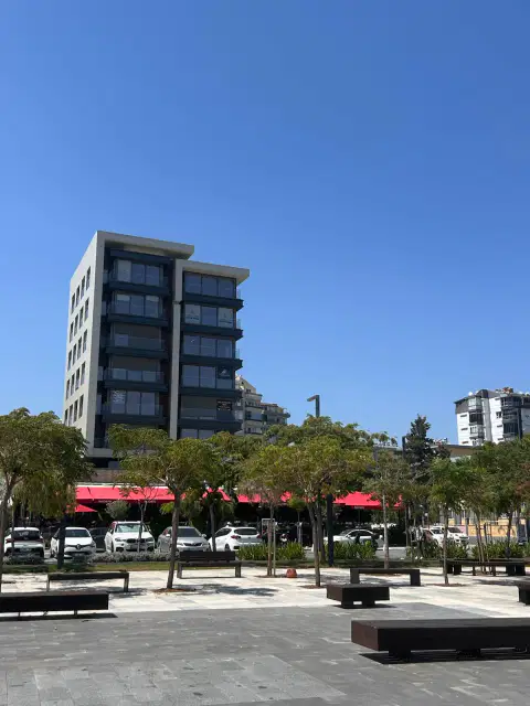DENİZE SIFIR PLAZADA DEVREN KİRALIK GÜZELLİK MERKZ./KLİNİK — görsel 7