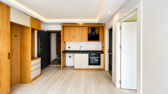 ALTINTAŞ’TA KENDİNE AİT BAHÇEYE SAHİP HAVUZLU VE AÇIK OTOPARKLI 1+1 — görsel 9