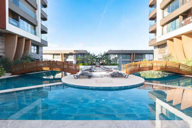 ANTALYA ALTINTAŞ’TA SİTE İÇERİSİNDE 2+1 AKILLI, EŞYALI LÜKS VİLLA | 190 m²
