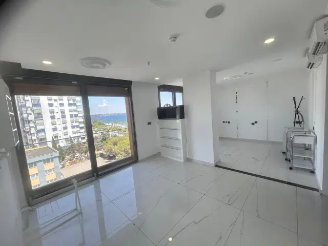 DENİZE SIFIR PLAZADA DEVREN KİRALIK GÜZELLİK MERKZ./KLİNİK — görsel 18