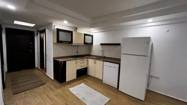Fener’de Tek Tapulu, Çift Daire, Yüksek Kira Getirili 2+1 & 1+1 Eşyalı Fırsat Daire — görsel 18