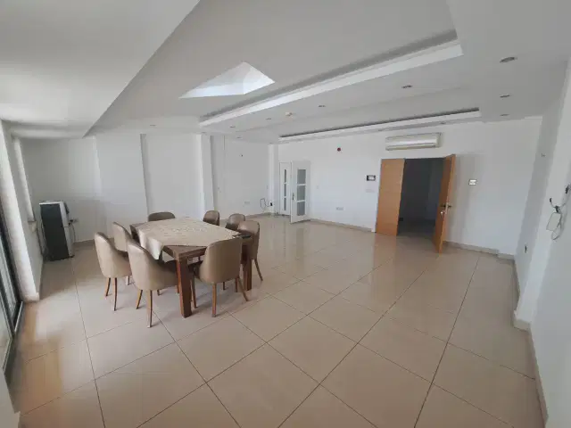 Eski Sanayi merkezinde 6 katlı komple bina — görsel 2