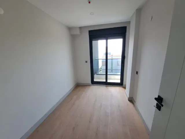 40'lık yolda Viamar Begonvil Sitesi'nde ebeveyn banyolu 2+1, iskânlı — görsel 17