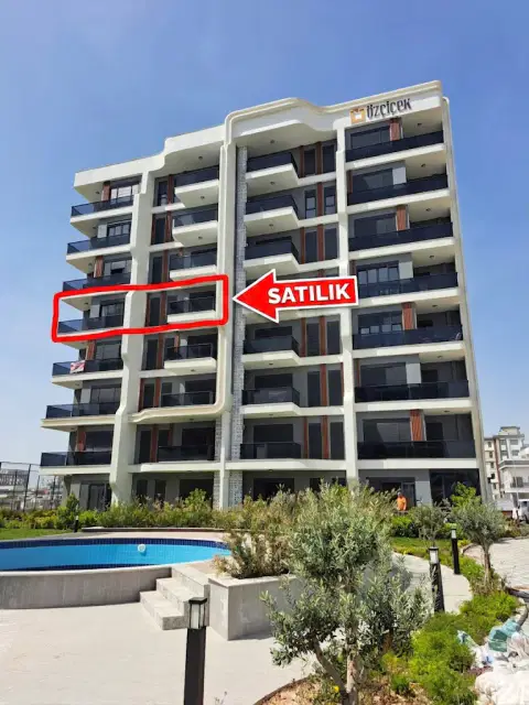 40'lık yolda Viamar Begonvil Sitesi'nde ebeveyn banyolu 2+1, iskânlı