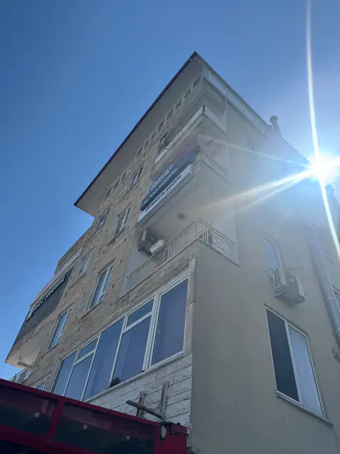İŞLEK CADDE ÜZERİNDE YÜKSEK TABELA DEĞERLİ KİRALIK İŞ YERİ — görsel 14
