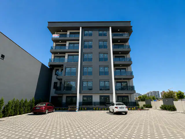 ALTINTAŞ 40LIK CAD ÜZERİ 1+1 LÜKS DAİRE