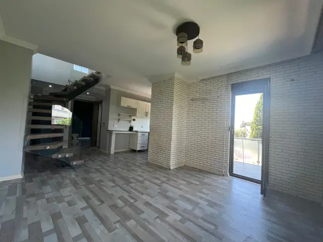 KARPUZKALDIRANDA DENİZ GÖREN 3+1 DUBLEX DAİRE — görsel 9