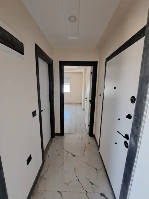TRAMVAYA YÜRÜME MESAFESİNDE SIFIR 1+1 KİRALIK DAİRE — görsel 8