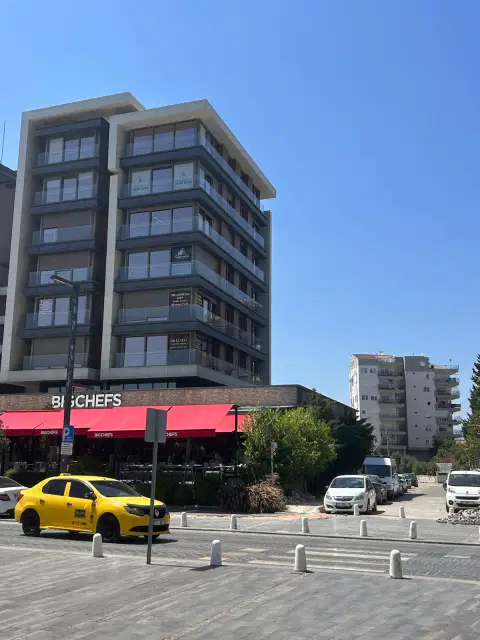 DENİZE SIFIR PLAZADA DEVREN KİRALIK GÜZELLİK MERKZ./KLİNİK — görsel 4