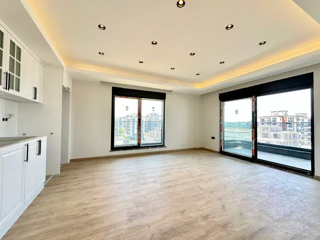 ALTINTAŞ 40LIK CAD ÜZERİ SATLIK LÜKS 2+1 DAİRE — görsel 5