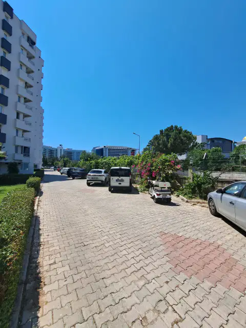 Kundu oteller bölgesinde deniz gören daire 3+1 — görsel 3