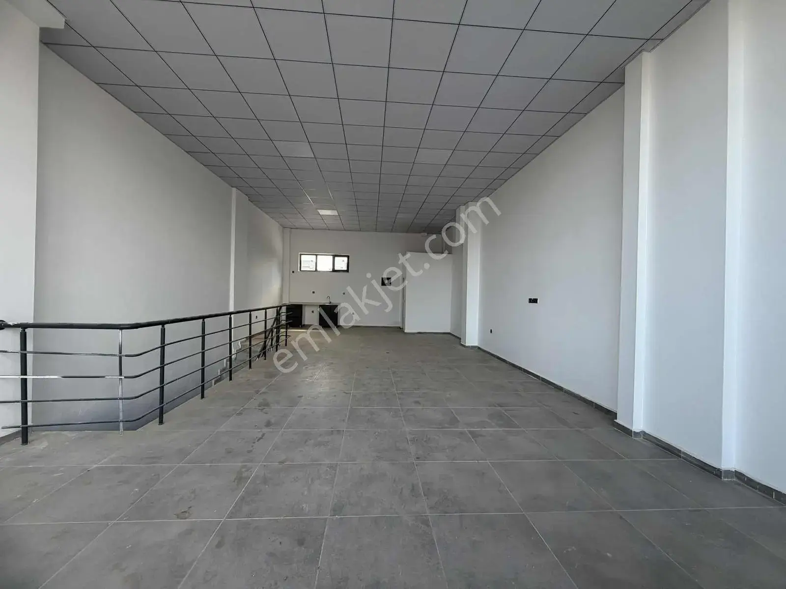 Altıntaş'ta 40'lık Yol Üzeri 120m2 Kiralık Dükkan — görsel 11