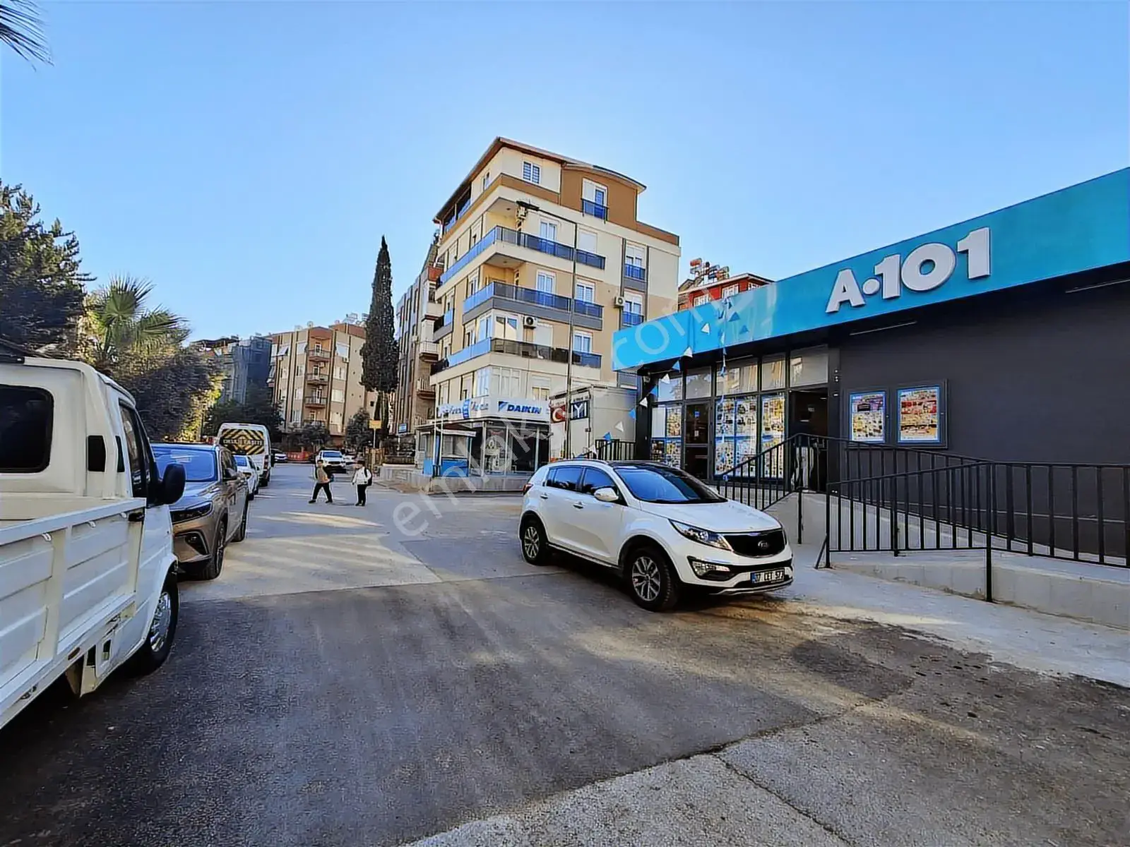 Eski Sanayi Yanında Kelepir Yük Asansörlü 300m² Dükkan — görsel 2