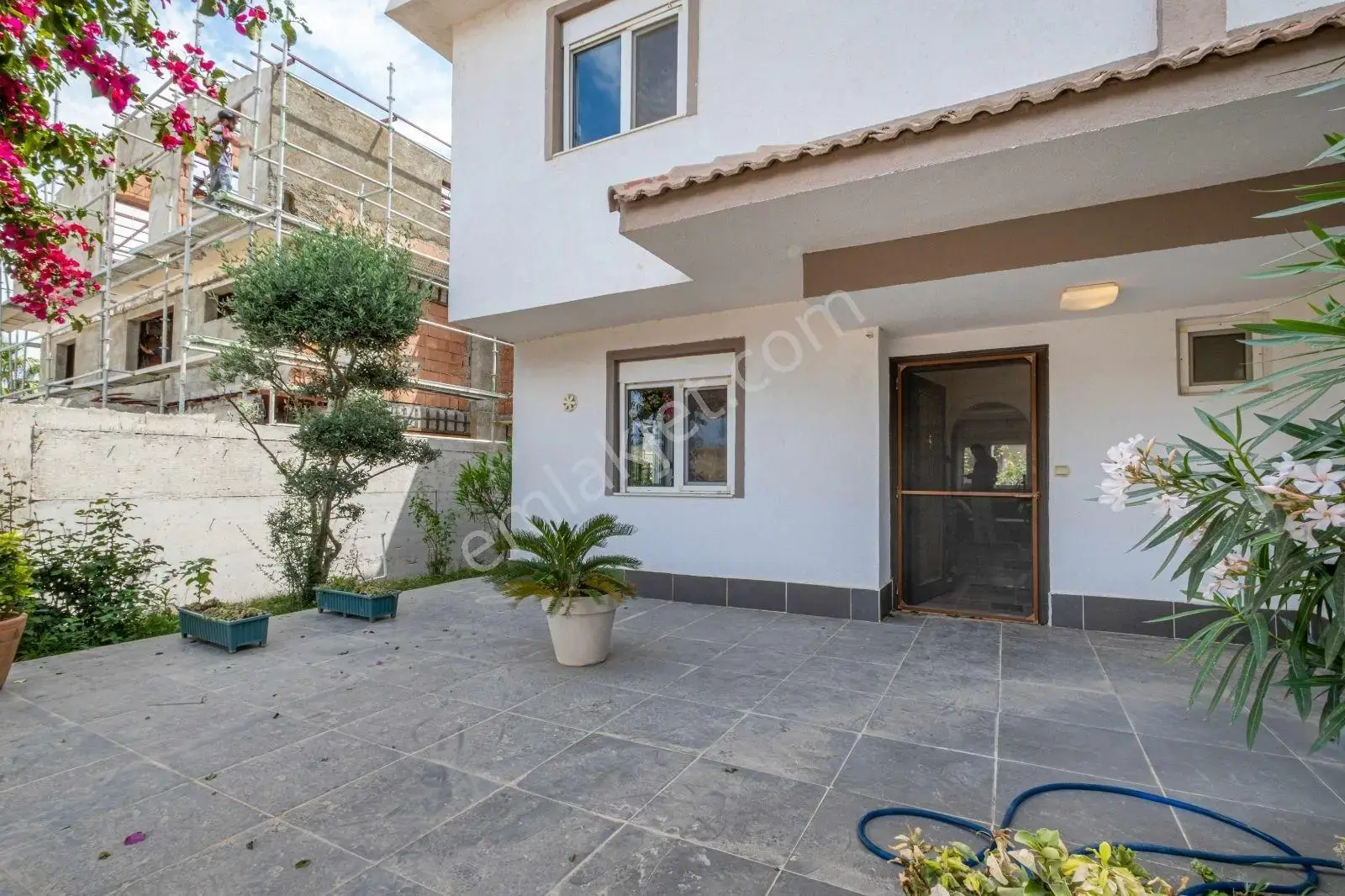 Ayten Yaşar'dan Altıntaş Onur Kent Sitesinde Satılık Villa — görsel 2