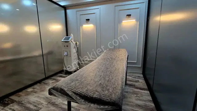 Acil!tabela Değeri Yüksek, Lüks Cihazlarla Güzellik Merkezi — görsel 4