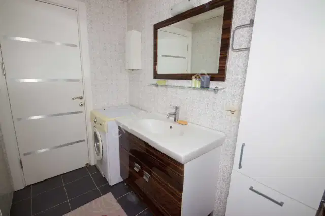 Konyaaltında Ayrı Girişli Denize Yakın Dubleks Daire — görsel 23