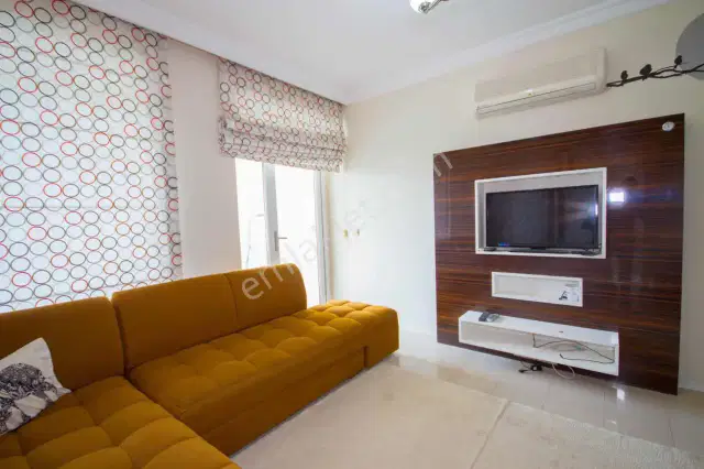 Konyaaltında Ayrı Girişli Denize Yakın Dubleks Daire — görsel 25
