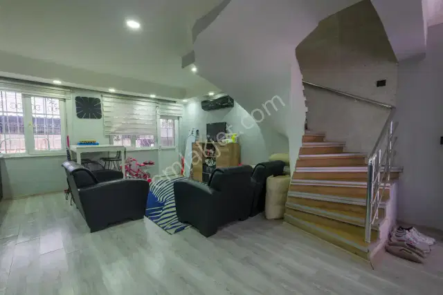 Güzeloba Çınar Sitesi Villa Konseptli Triplex (3+2) — görsel 2