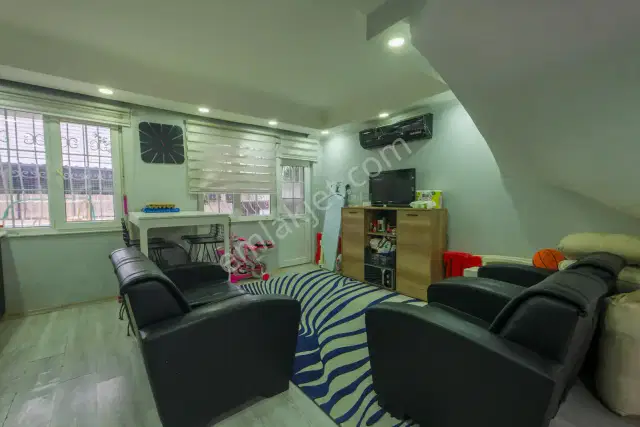 Güzeloba Çınar Sitesi Villa Konseptli Triplex (3+2) — görsel 4