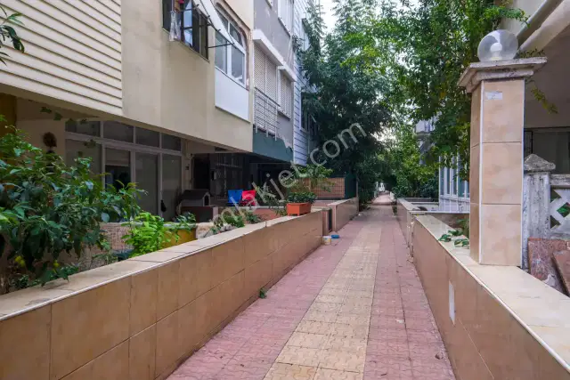 Güzeloba Çınar Sitesi Villa Konseptli Triplex (3+2) — görsel 35