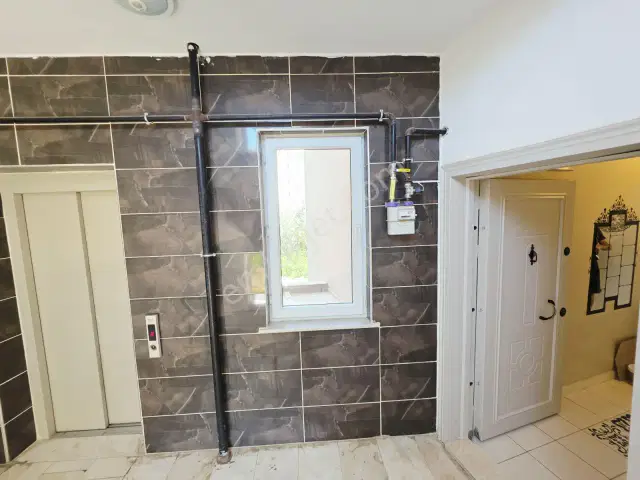 Güzeloba Merkez, Site İçinde Geniş 2+1 Arakat Daire — görsel 3