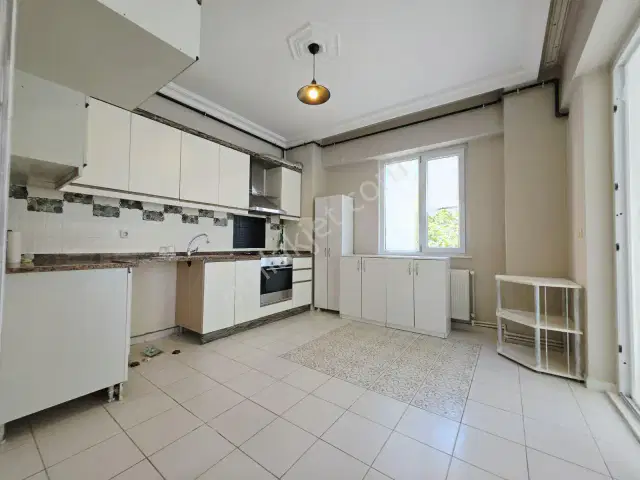 Güzeloba Merkez, Site İçinde Geniş 2+1 Arakat Daire — görsel 11