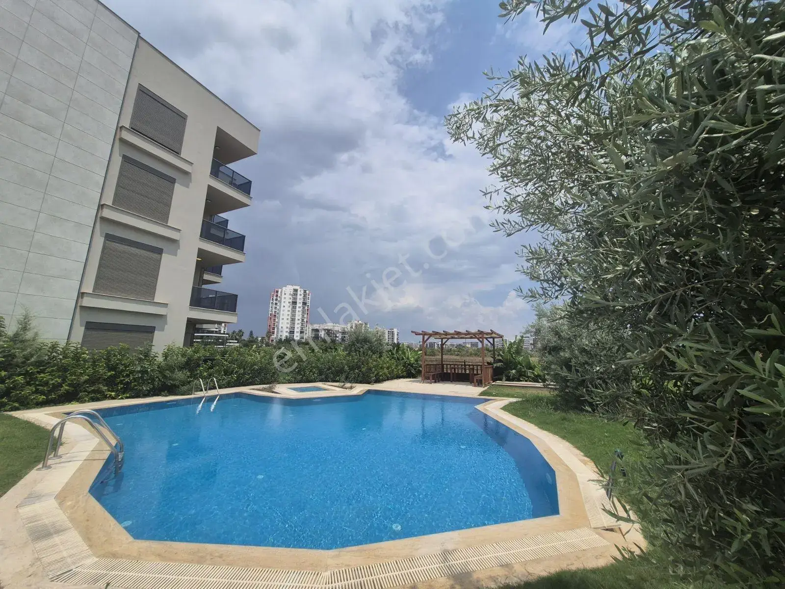 Kardeşkentler'e Çok Yakın Boş 2+1 Kiralık — görsel 3