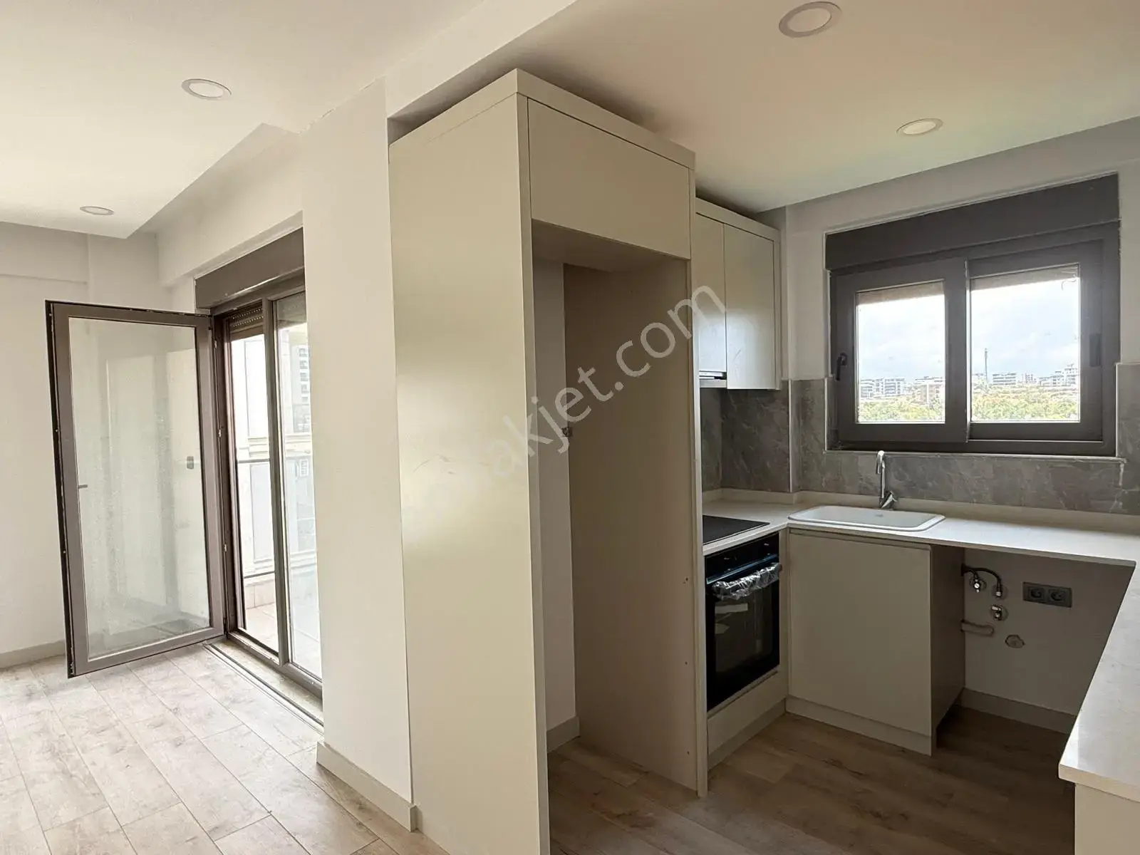 Kardeşkentler'e Çok Yakın Boş 2+1 Kiralık — görsel 9
