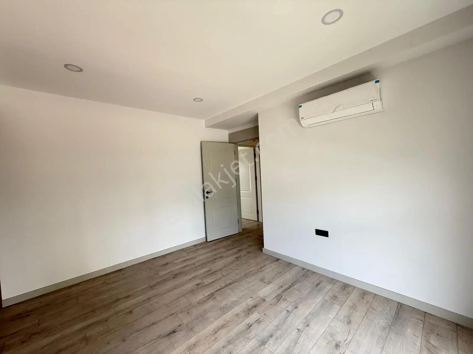 Kardeşkentler'e Çok Yakın Boş 2+1 Kiralık — görsel 19