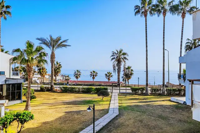 Martılı Sitesinde 1.sırada Denize Sıfır 5+1 Kiralık Boş Villa — görsel 16