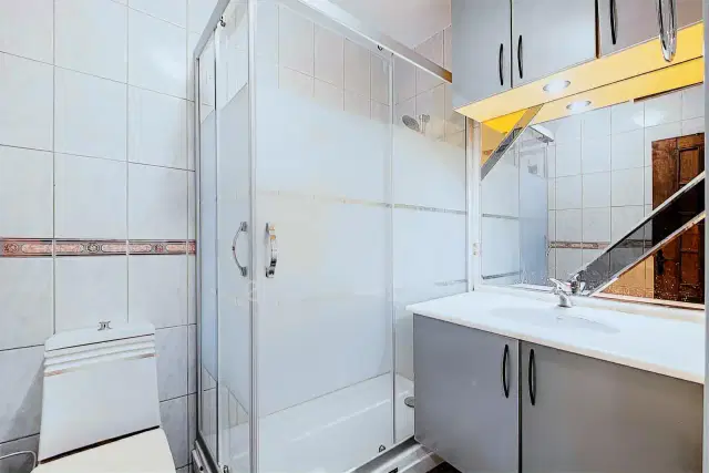 Martılı Sitesinde 1.sırada Denize Sıfır 5+1 Kiralık Boş Villa — görsel 17