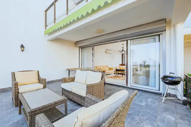 Martılı Sitesinde 1.sırada Denize Sıfır 5+1 Kiralık Boş Villa — görsel 26