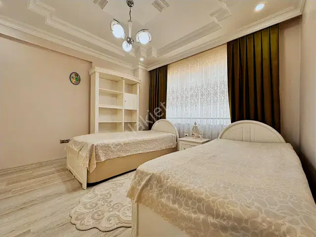 Banaz'da Emsalsiz Bahçeli 5+1 Forleks Satılık Masrafsız Villa — görsel 27