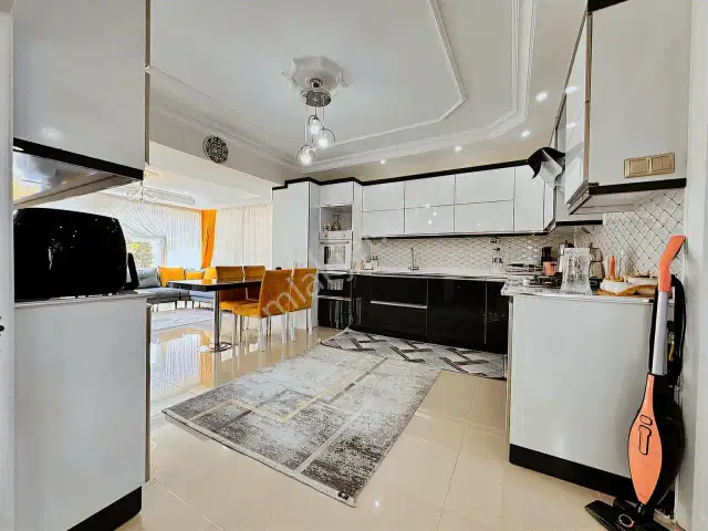 Banaz'da Emsalsiz Bahçeli 5+1 Forleks Satılık Masrafsız Villa — görsel 34