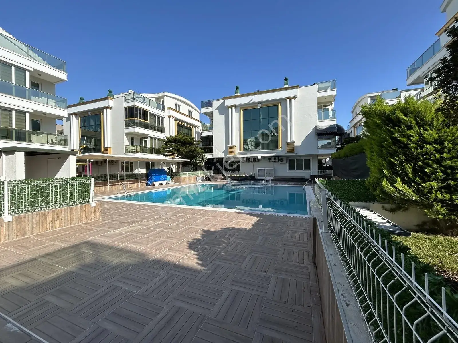 Güzeloba Belis Park'da 1+1 Geniş Lüks Eşyalı Yatırımlık Satılık — görsel 3