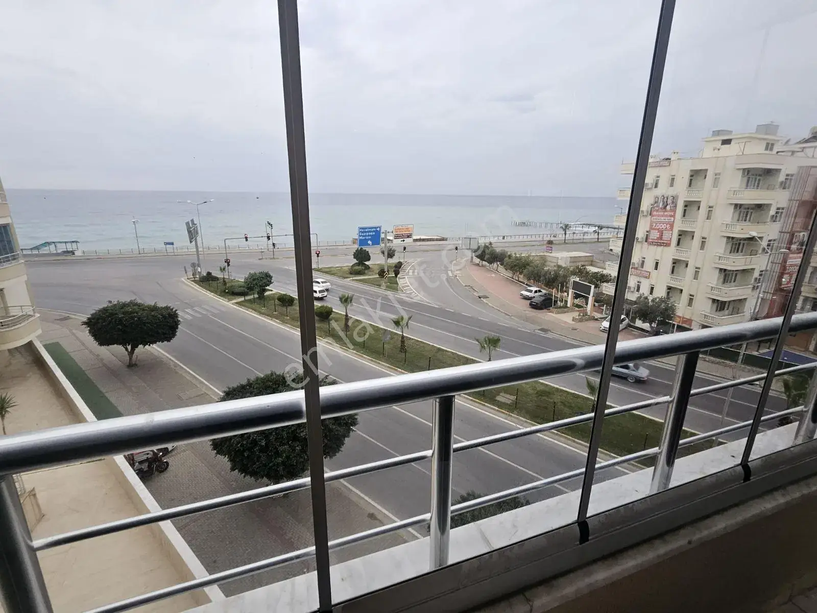 Alanya Merkez Denize Sıfır 2+1 — görsel 3