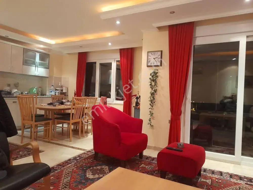 Alanya Merkez Denize Sıfır 2+1 — görsel 7