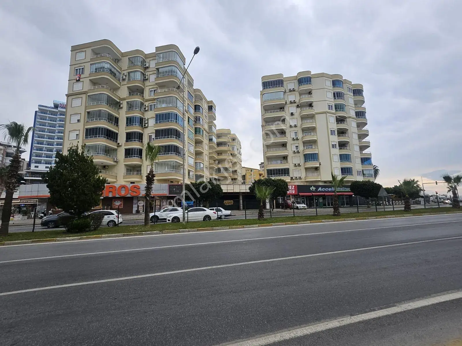Alanya Merkez Denize Sıfır 2+1 — görsel 11