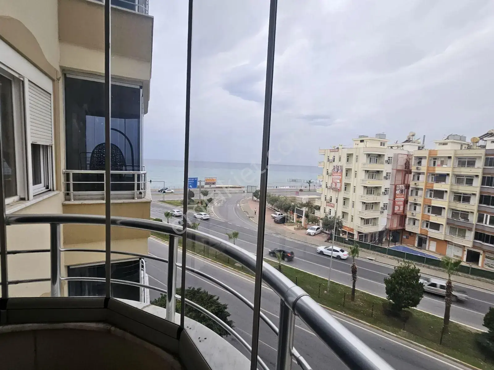 Alanya Merkez Denize Sıfır 2+1 — görsel 27