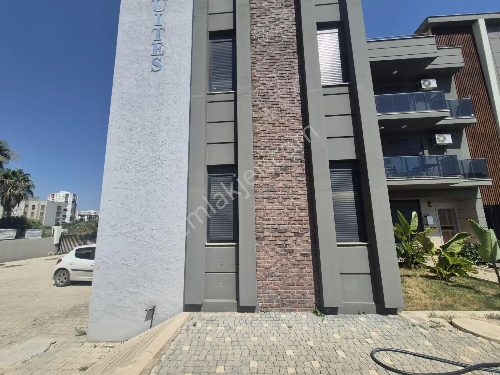 Havuz Başı , Bahçe Kullanımlı Sifir Eşyalı 1+1 Köşe Daire — görsel 13