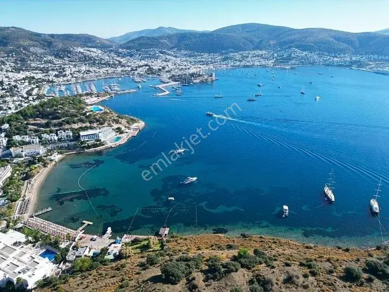 Koleksiyon Değerinde Denize Sıfır 2.282m2 Fırsat Arazi — görsel 16