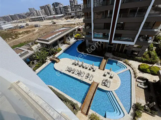 Full Özelikli Lüks Site De 1+1 Kiralık Daire — görsel 9