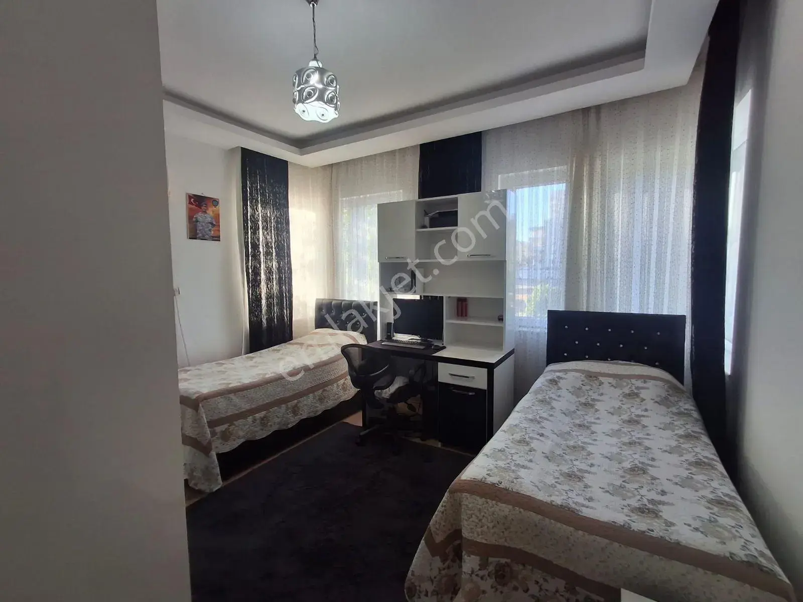"çağlayan'da 3+1 180 M2 Ayrı Mutfaklı /asansörlü /faleze Yakın — görsel 23