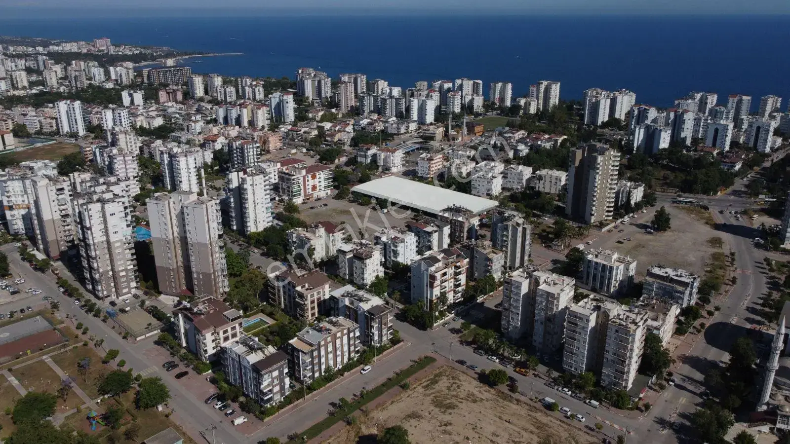 "çağlayan'da 3+1 180 M2 Ayrı Mutfaklı /asansörlü /faleze Yakın — görsel 33