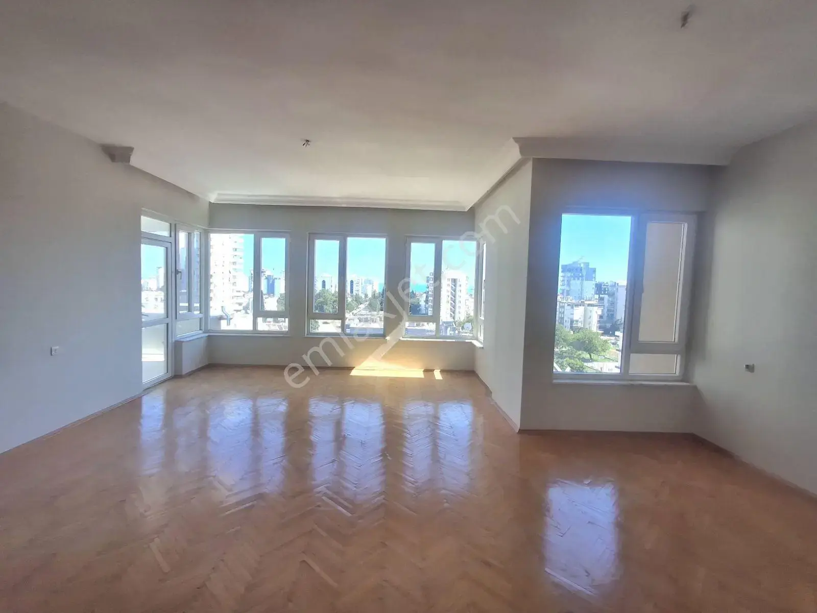 Çağlayan'da Kiralık Deniz Manzaralı 3+1 Daire / Zu Vermieten — görsel 4