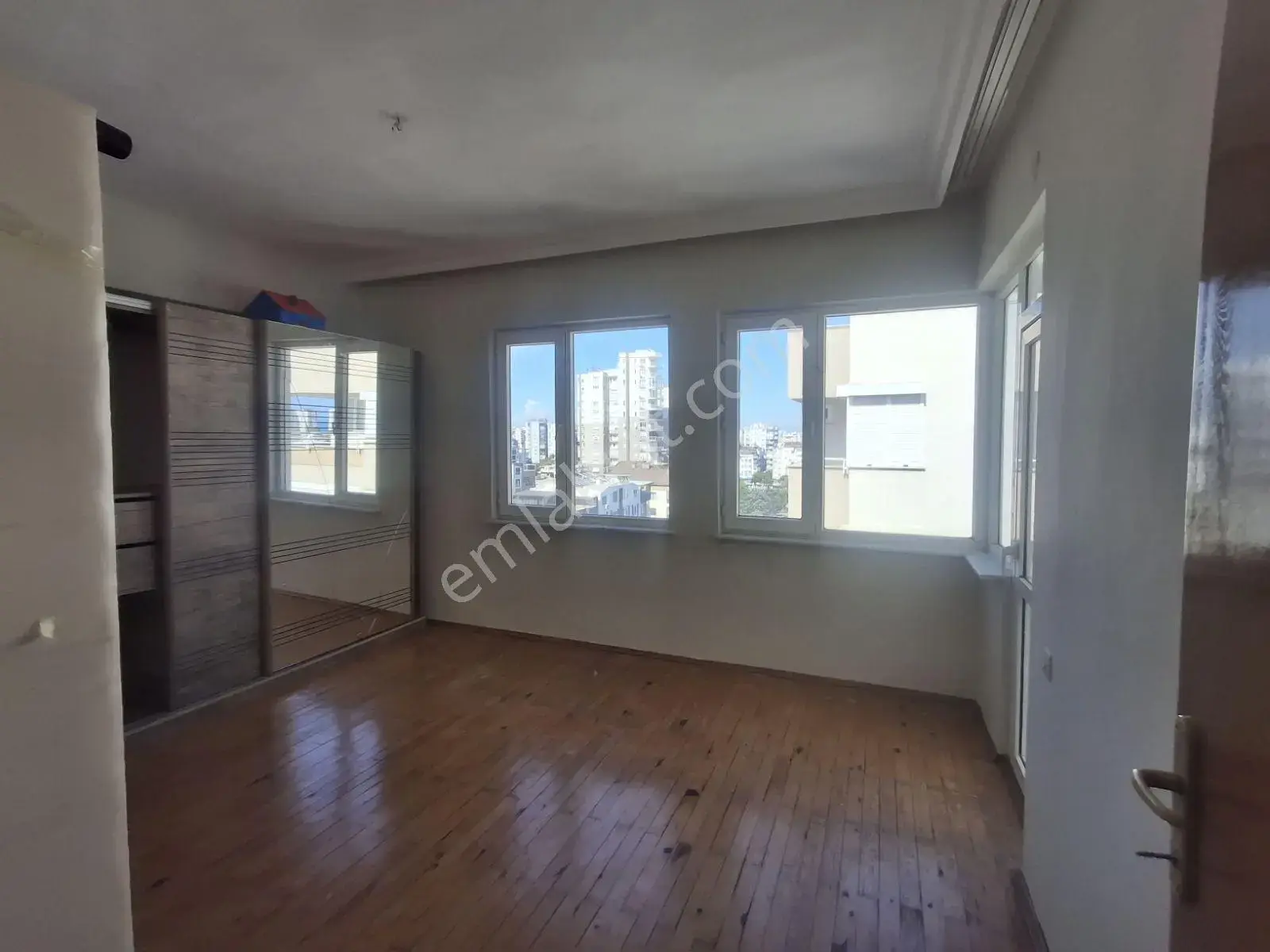 Çağlayan'da Kiralık Deniz Manzaralı 3+1 Daire / Zu Vermieten — görsel 6