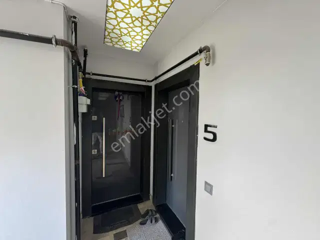 Güzeloba Mahallesinde Eşyalı Satılık 1+1 Daire — görsel 6